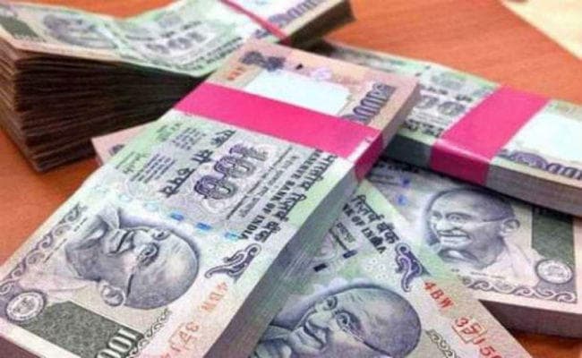 राज्यकर्मियों को मई से मिलेगा बढ़ा हुआ वेतन