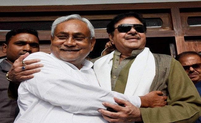 कहीं भाजपा के लिए ढाल का काम तो नहीं करते शत्रुघ्न सिन्हा, जानें पूरी बात