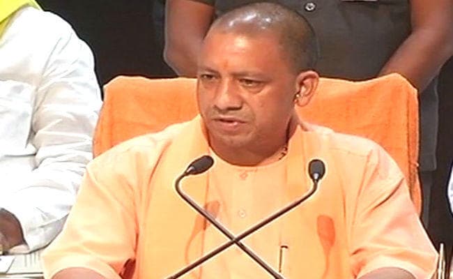 योगी ने पेश किया सरकार के छह माह का रिपोर्ट कार्ड, कहा- पिछले छह माह में नहीं हुआ कोई दंगा