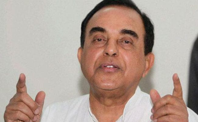 स्वामी का सरकार पर निशाना, कहा - आलाेक वर्मा ईमानदार अधिकारी, प्रधानमंत्री पुनर्विचार करें