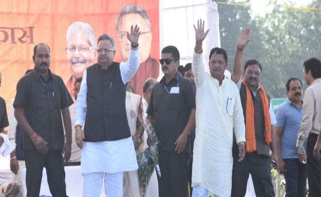 छत्तीसगढ़ चुनाव: इस सीट से सीएम रमन सिंह का भविष्‍य दांव पर, पूर्व पीएम वाजपेयी की भतीजी हैं सामने