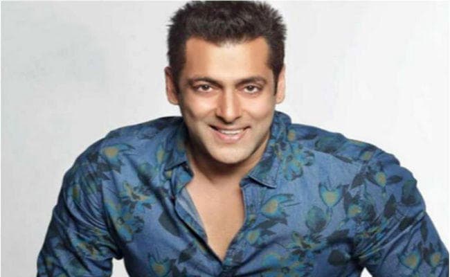 WHATT: गर्लफ्रेंड के बेडरूम में रंगे हाथों पकड़े गये थे सलमान खान?