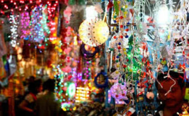 चाइनीज लाइट के विरोध में प्रदर्शन