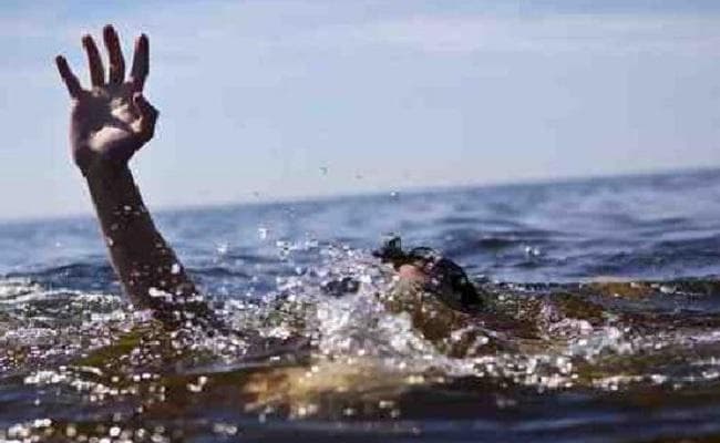 बिहार : छठ पूजा के दौरान अलग-अलग जगहों पर डूबने से 6 की मौत