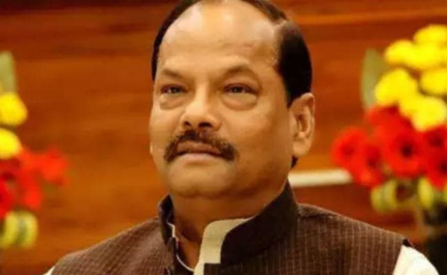 पाकुड़ : घर-घर पहुंचें कार्यकर्ता, जनता को दें योजनाओं की जानकारी : सीएम रघुवर दास