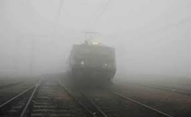 कोहरे की मार : पांच ट्रेन रद्द, कई री-शिड्यूल