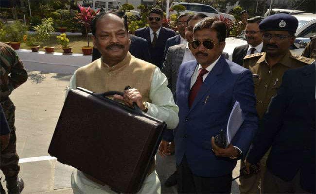 झारखंड  : लगातार बढ़ रहा है बजट का आकार, वित्त वर्ष 2017-18 की तुलना में 5.98 % की वृद्धि