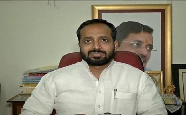 कांग्रेसी MLA से मोटी रकम वसूलने के फेर में जर्नलिज्म की स्टूडेंट पहुंची जेल