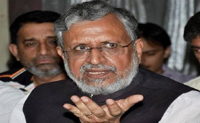 लालू प्रसाद बताएं, शिक्षा में सुधार के लिए क्या किया : सुशील मोदी