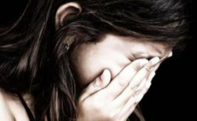 शारीरिक संबंध के बाद शादी से किया इनकार, प्रेमिका ने लगायी फांसी