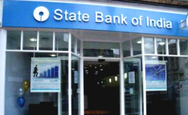 ... तो इस कारण से SBI काट रहा है ग्राहकों के पैसे, आप भी जान लीजिए वजह