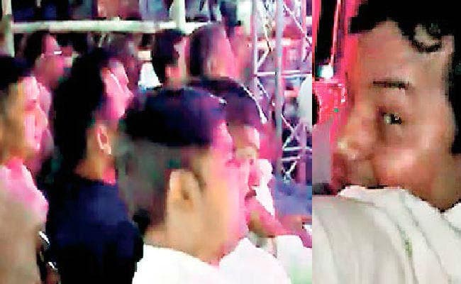 VIDEO : रामनवमी पर हाई अलर्ट पर था भागलपुर जिला, वाहन चेकिंग के नाम पर आर्केस्ट्रा का आनंद ले रहे थे शहर के चार थानेदार