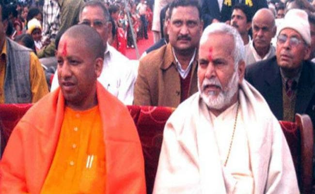 यूपी : सरकार ने पूर्व केंद्रीय मंत्री चिन्मयानन्द के खिलाफ रेप का मुकदमा खत्म करने का पत्र भेजा