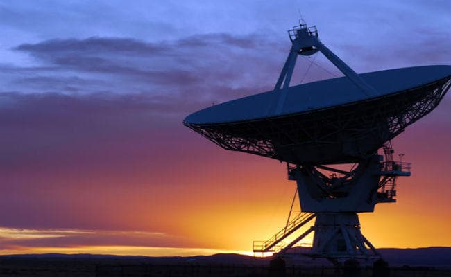 टेलीकाॅम सेक्टर को कर्ज के बोझ से उबारने के लिए एक मर्इ को एनटीपी जारी करेगी सरकार