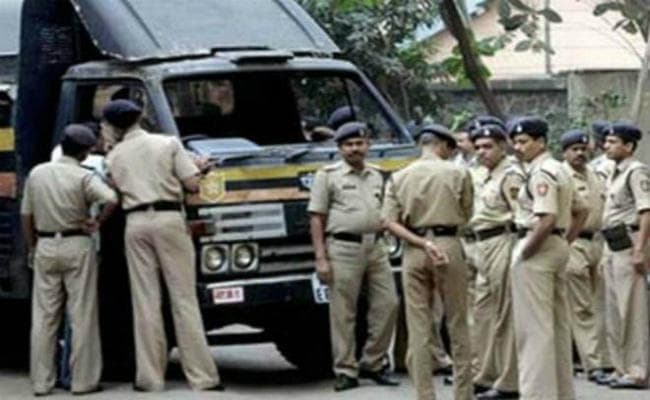 यूपी पुलिस कांस्टेबल भर्ती : एसटीएफ ने पकड़े 16 जालसाज, गिरफ्तार