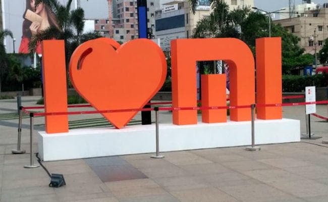 India के 100 शहरों में ऑफलाइन बाजार में कदम रखेगी Xiaomi, जानिये...