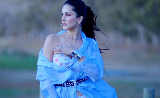 ''करनजीत कौर'' की लांचिंग पर सनी लियोनी कह गयी दिल की यह बात, आप भी जानें...