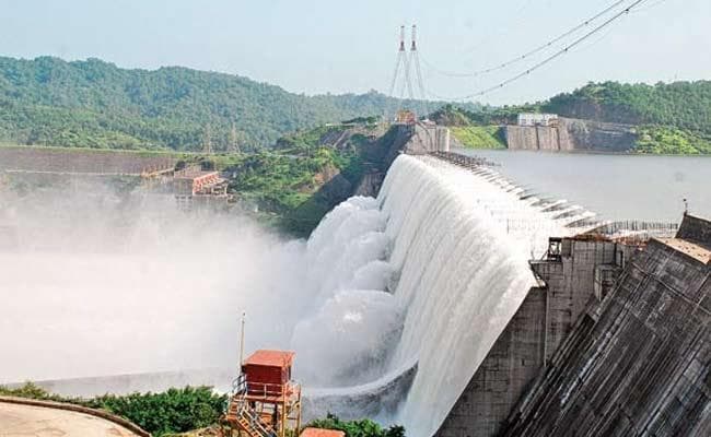 भूतनी द्वीप को बाढ़ से बचाने के लिए बन रहा बांध