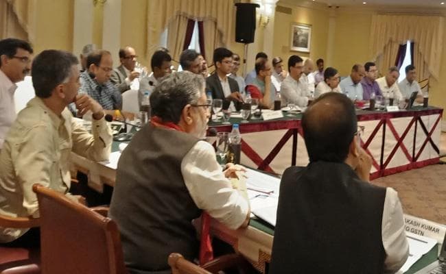 GST कानूनों में व्यापक बदलाव पर किया जा सकता है विचार : सुशील मोदी