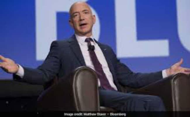 ब्रह्मांड के सबसे बड़े धनकुबेर जेफ बेजोस