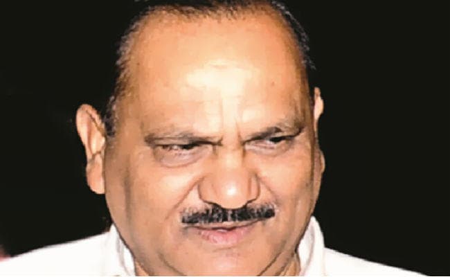 पावर के नशे में चूर आइएएस अफसरों ने पहाड़ी को खोखला किया : सीपी सिंह