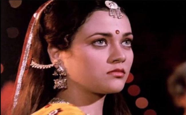 B''Day: जब दाऊद इब्राहिम संग अफेयर के सवाल पर भड़क गईं थीं मंदाकिनी, कही थी ये बात