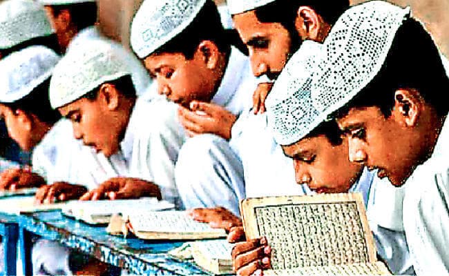 रांची : संताल परगना के 75 मदरसों को मान्यता के लिए जमीन की शर्त में छूट