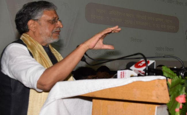 प्रधानमंत्री बुनकर मुद्रा योजना का लाभ अधिक से अधिक लोगों को दिलाया जायेगा : सुशील मोदी