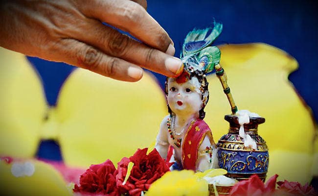 आज ही है कृष्ण जन्माष्टमी का महायोग, इस मुहूर्त काल में व्रतियां ऐसे करें पूजा