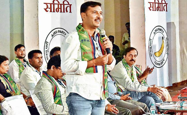 रांची : राष्ट्रीय पार्टियों का अपना एजेंडा वह जनता के करीब नहीं होती : सुदेश महतो