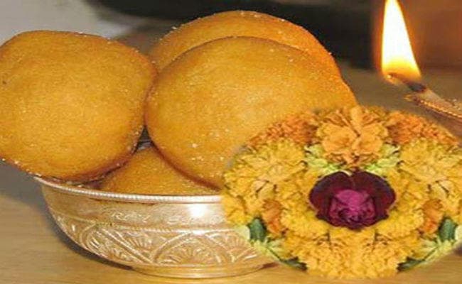 प्रसाद खाने से सौ से अधिक बच्चे बीमार