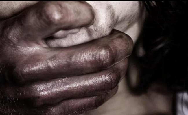 हरिजन विधवा के घर में घुसकर बलात्कार का प्रयास