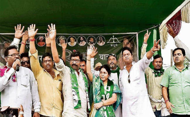 झारखंड संघर्ष यात्रा में बोले हेमंत सोरेन, सत्ता मिली, तो आदिवासियों मूलवासियों को 90% आरक्षण