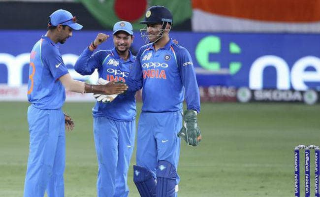 #AsiaCup2018: रोहित शर्मा ने कहा- धौनी की तरह रहता हूं शांत #AsiaCup2018: रोहित शर्मा ने कहा- धौनी की तरह रहता हूं शांत