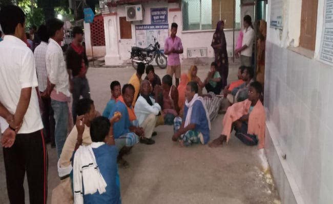 बिहार: बाढ़ पीड़ितों पर अपराधियों ने किया हमला, एक की गला रेतकर हत्या, गुस्से में लोग