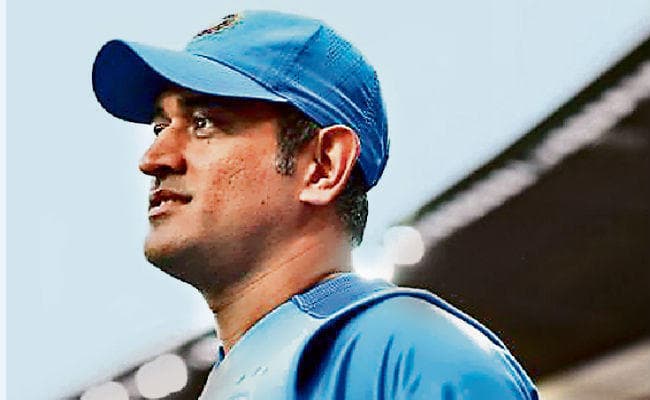 धौनी के संन्यास की अटकलें फिर हुईं तेज, केवल विदाई मैच ही खेलेंगे माही