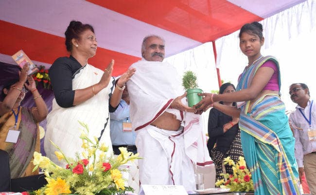 तेजस्विनी मिलनोत्सव में जुटीं 10000 किशोरी व युवतियां, हर तेजस्विनी क्‍लब को 20-20 हजार देगी सरकार