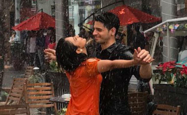खास बातचीत: अरेंज नहीं, बल्कि लव मैरिज करेंगे एक्टर सिद्धार्थ मल्होत्रा