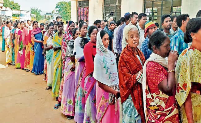 जहां था बंदूक का शोर, अब इवीएम का जोर