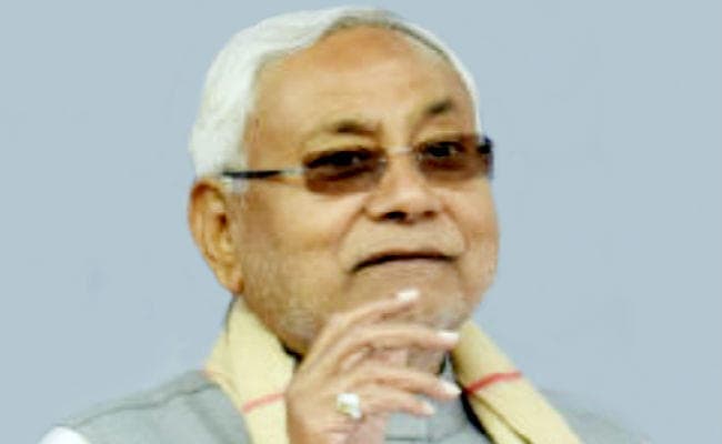 मुख्यमंत्री ने AES प्रभावित क्षेत्र का किया दौरा, जागरूकता को लेकर शुरू की ''मोबाइल वाणी''