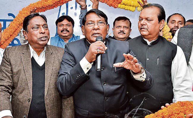 रांची : रामेश्वर व आलमगीर का हुआ अभिनंदन, कांग्रेस के नवनिर्वाचित विधायकों का सम्मान समारोह सात को