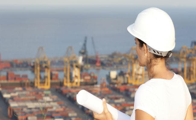 ये क्या! महिला इंजीनियर पुरुषों से पांच गुणा ज्यादा बेरोजगार, अनचाहे रोमांस का भी करती हैं सामना