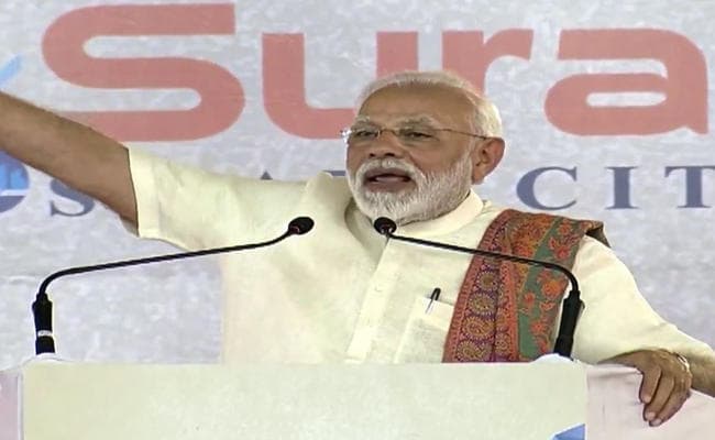 सूरत में बोले मोदी : 10-15 साल बाद तेजी से बढ़ते टॉप-10 शहरों में सभी शहर भारत से होंगे