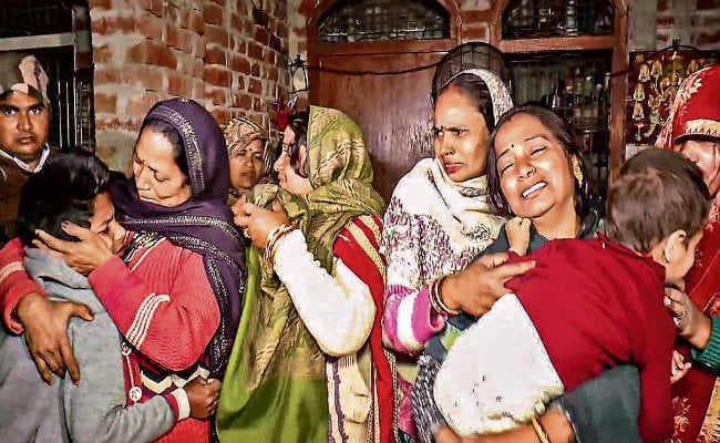 पुलवामा आतंकी हमला : पाकिस्तान से 22 वर्षों के बाद भारत ने छीना मोस्ट फेवर्ड नेशन का दर्जा