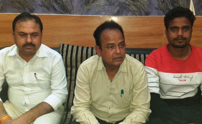 कांग्रेस विधायक ने प्रदेश अध्यक्ष पर लगाया आरोप, कहा- डॉ अजय की पृष्ठभूमि जेवीएम की, दिखा रहे सॉफ्ट कॉर्नर
