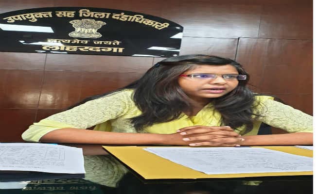 लोहरदगा : स्वतंत्र एवं निष्पक्ष चुनाव के लिए जिला प्रशासन प्रतिबद्ध