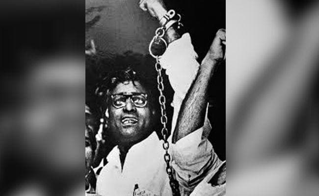 जेपी ने 1977 में चुनाव लड़ने मुजफ्फरपुर बुलाया था जॉर्ज को, चंदा जुटाने जूता पॉलिश भी करते थे कार्यकर्ता