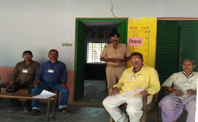 लोकसभा चुनाव : बिहार में लोकसभा की चार, विधानसभा की एक सीट पर मतदान समाप्त, 53 प्रतिशत वोटिंग