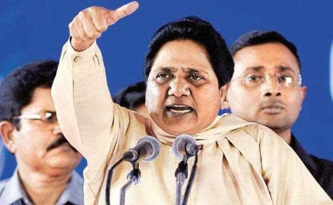 मायावती ने कहा - कांग्रेस और भाजपा की गलत नीतियों के कारण देश बर्बादी के मुहाने पर