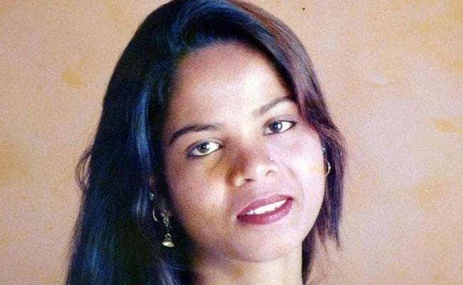 आसिया बीबी पाकिस्तान छोड़ अपने परिवार के पास कनाडा पहुंची